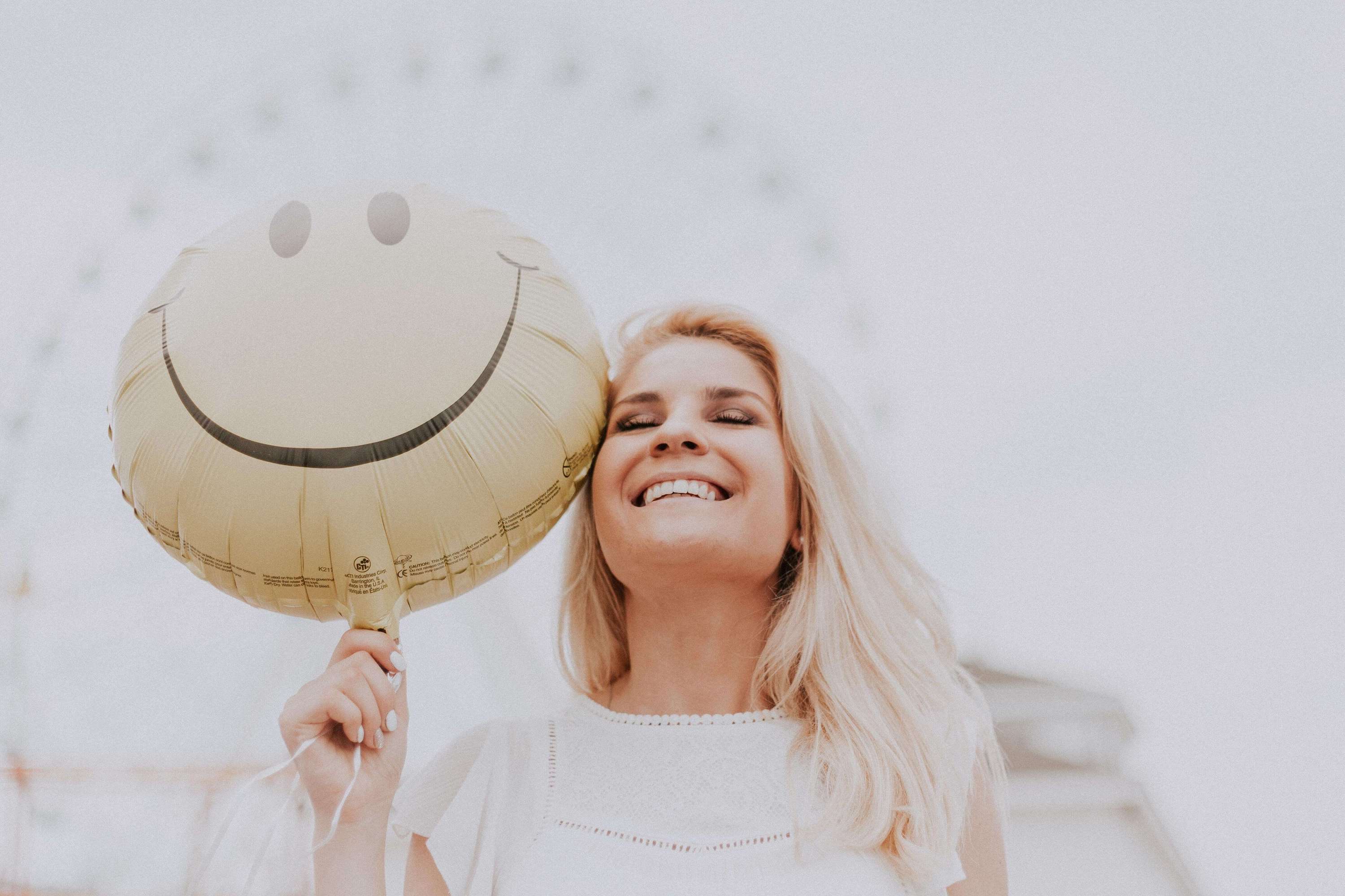 Studie der 10 glücklichsten Länder deckt die Verbindung zwischen Glücklichkeit und Gesundheit auf